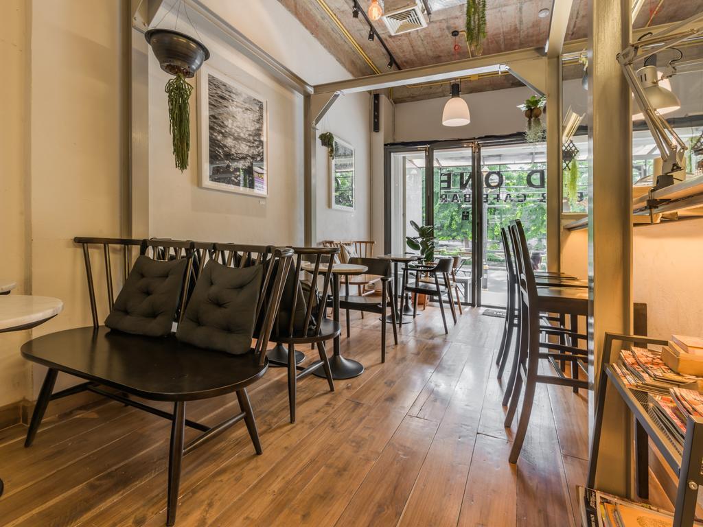 Hostel Good One Poshtel & Cafe Bar