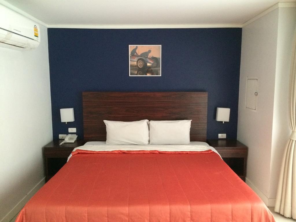 Hotel For