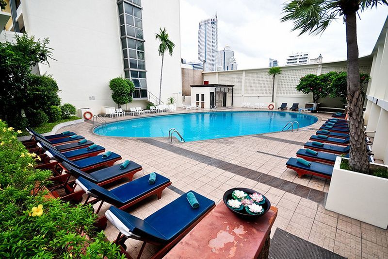 Hotel Triple Two Silom 4*