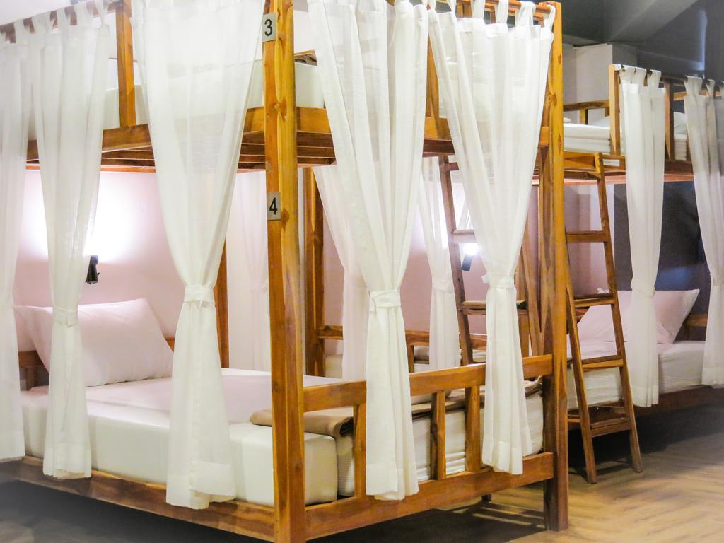 Metro Pratunam Boutique