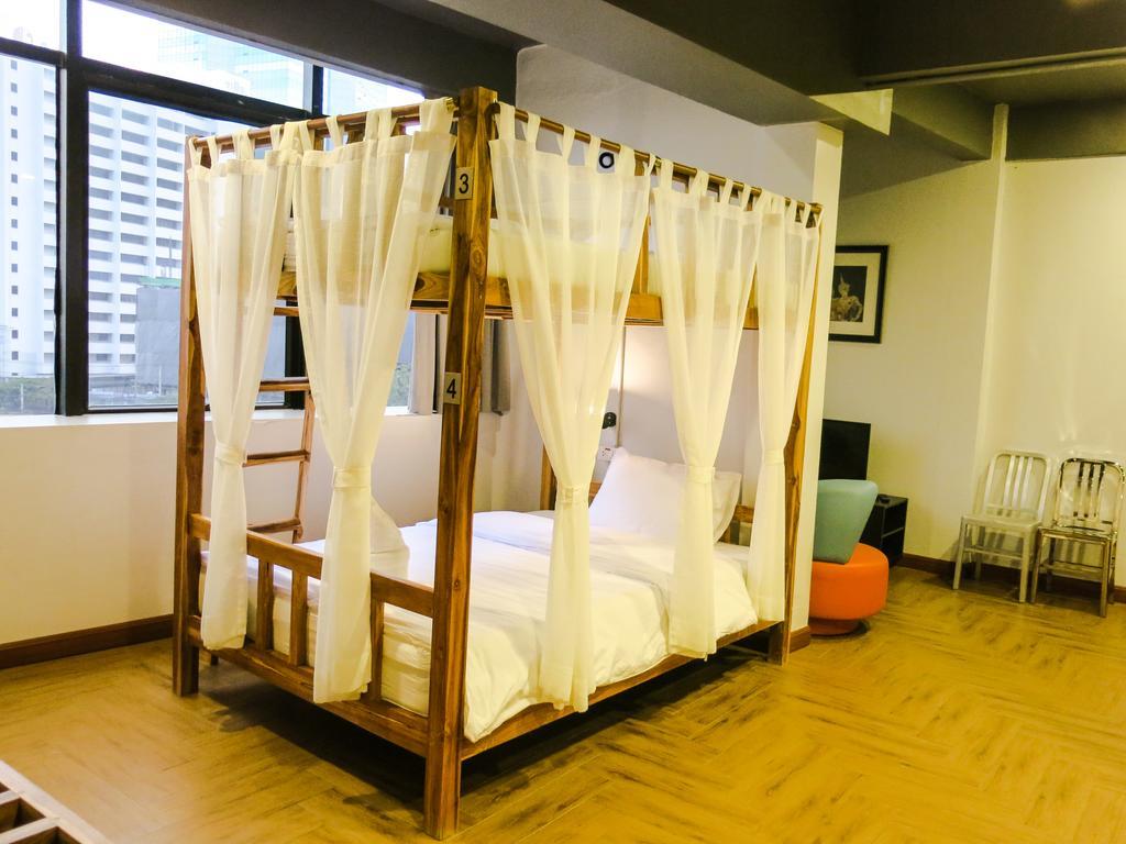 Metro Pratunam Boutique
