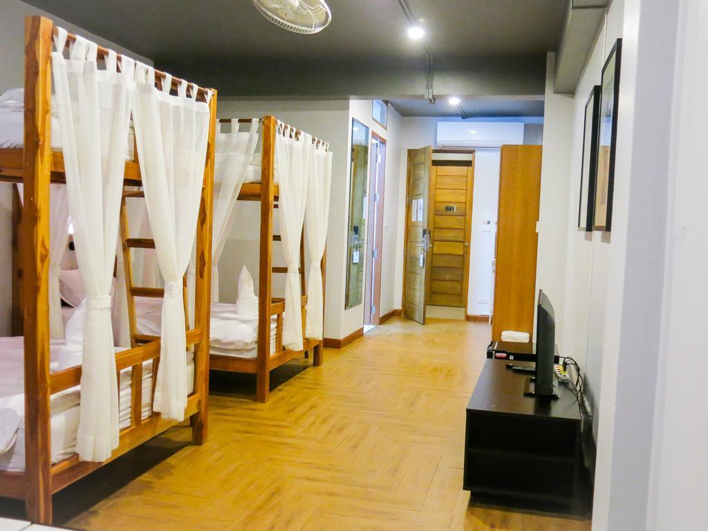 Metro Pratunam Boutique