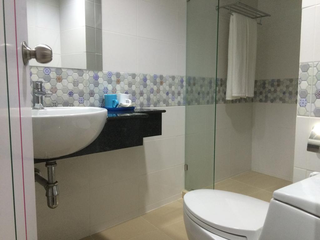Hotel For 2*