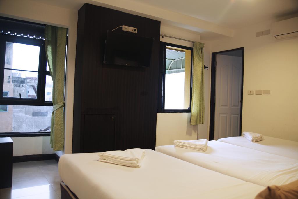 Guest house Erawan House 2*