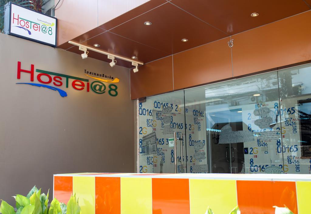 8 Sukhumvit Soi 8 * Bangkok