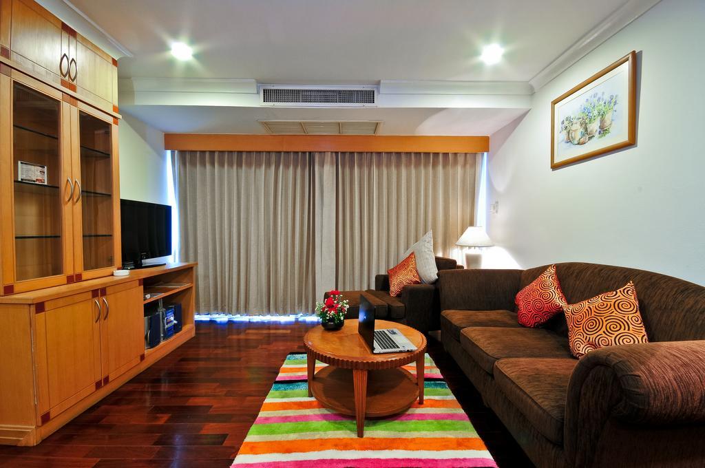 Admiral Hotel