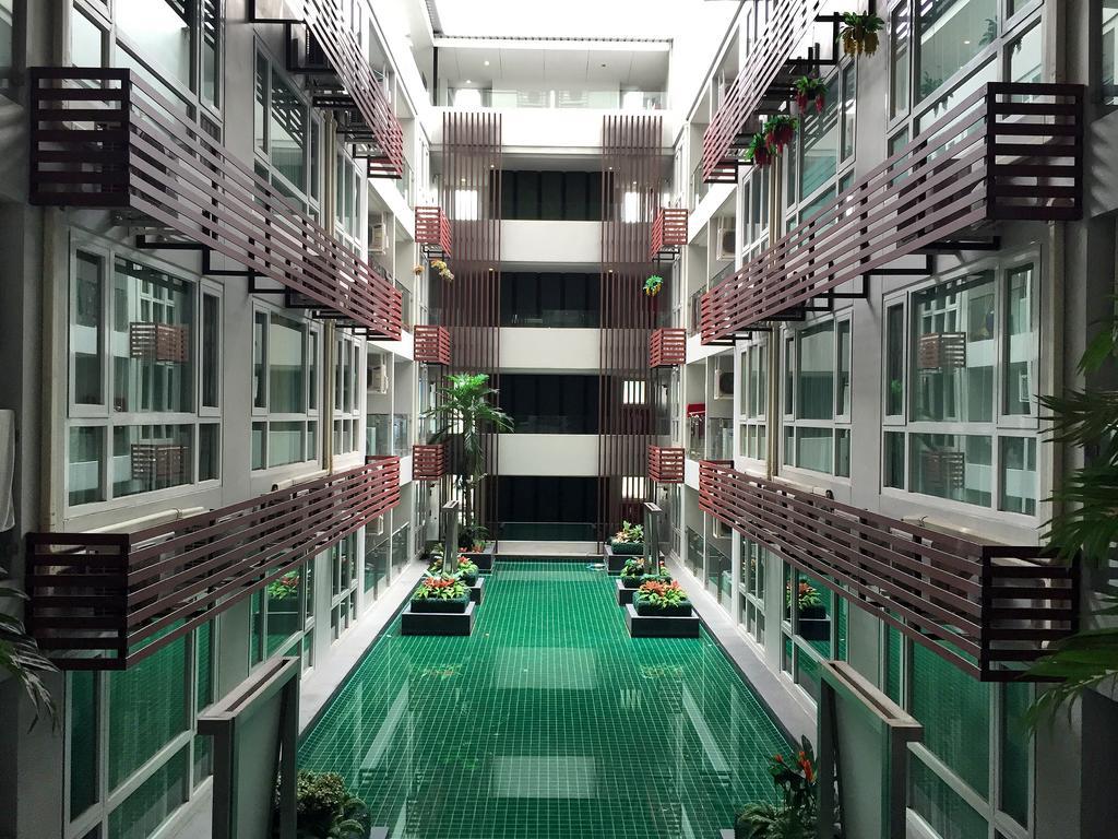 Near Bts Skytrain Free Wifi Apartment