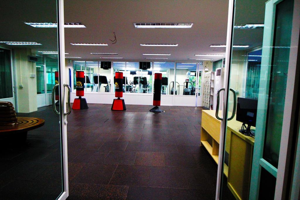 Ac Sport Village Penginapan