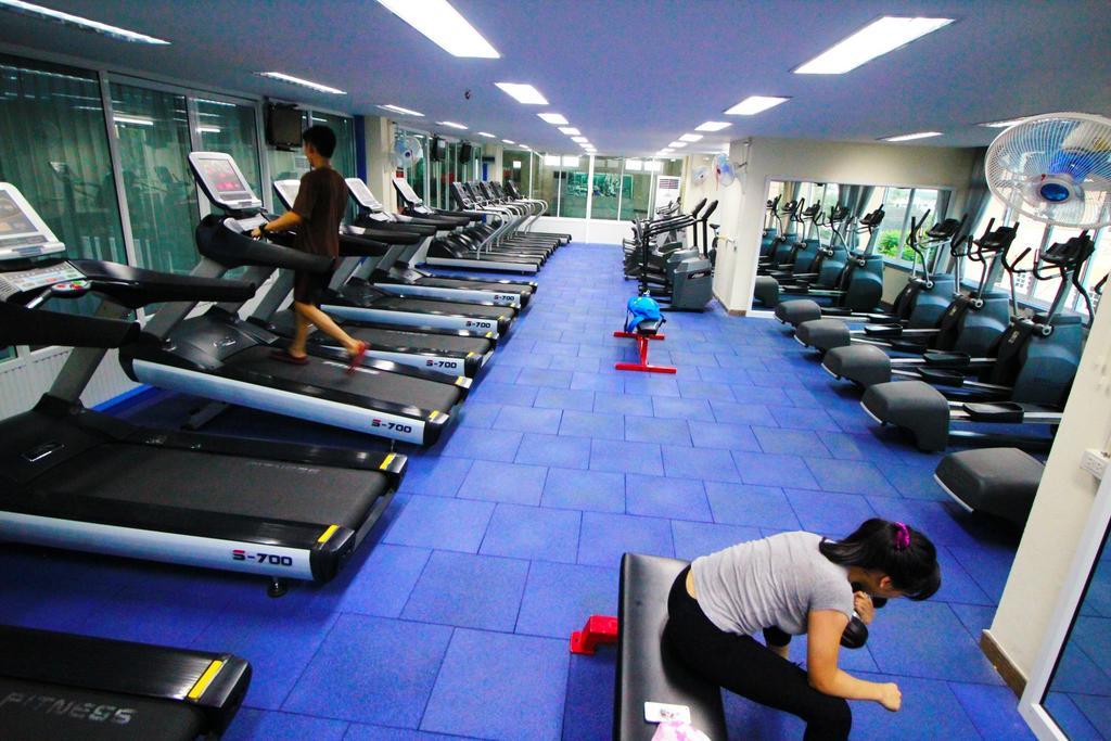 Penginapan Ac Sport Village Bangkok