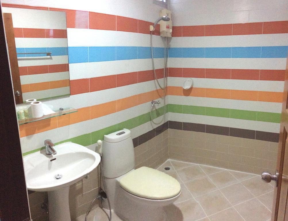 Atsathon Aparthotel