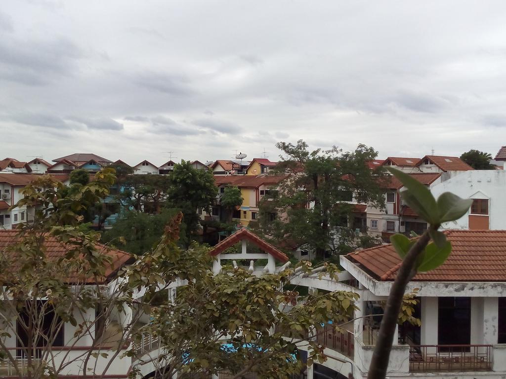 Holiday home A Joy House - Kaset Nawamin City Bangkok