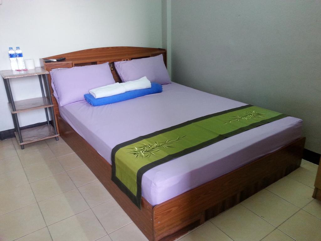 Roong-arun Guest house *