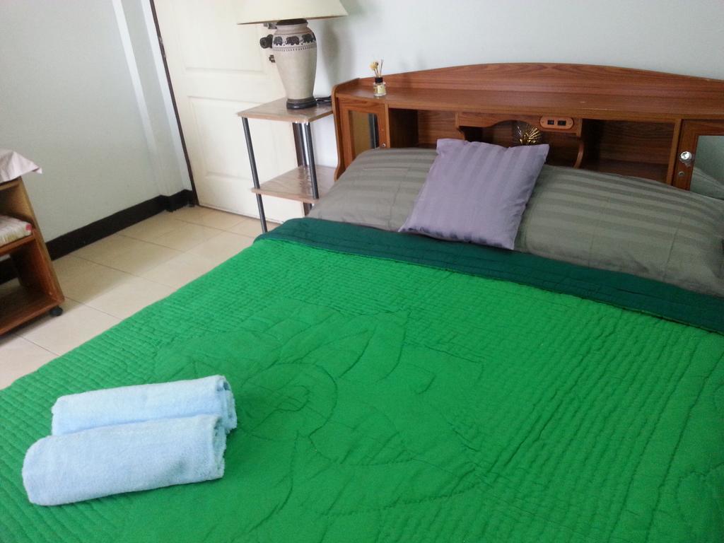 Guest house Roong-arun