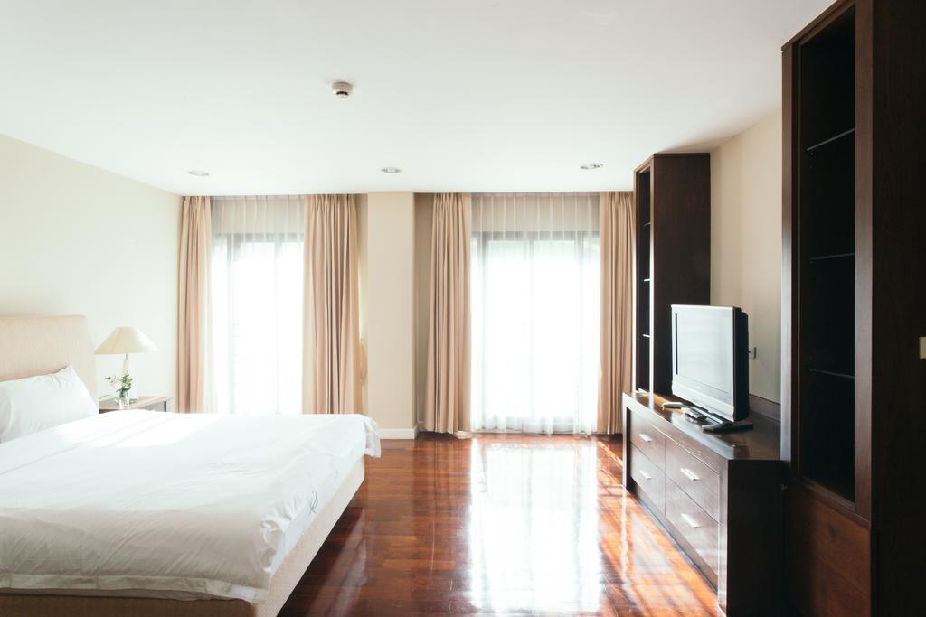 Thomson Hotel