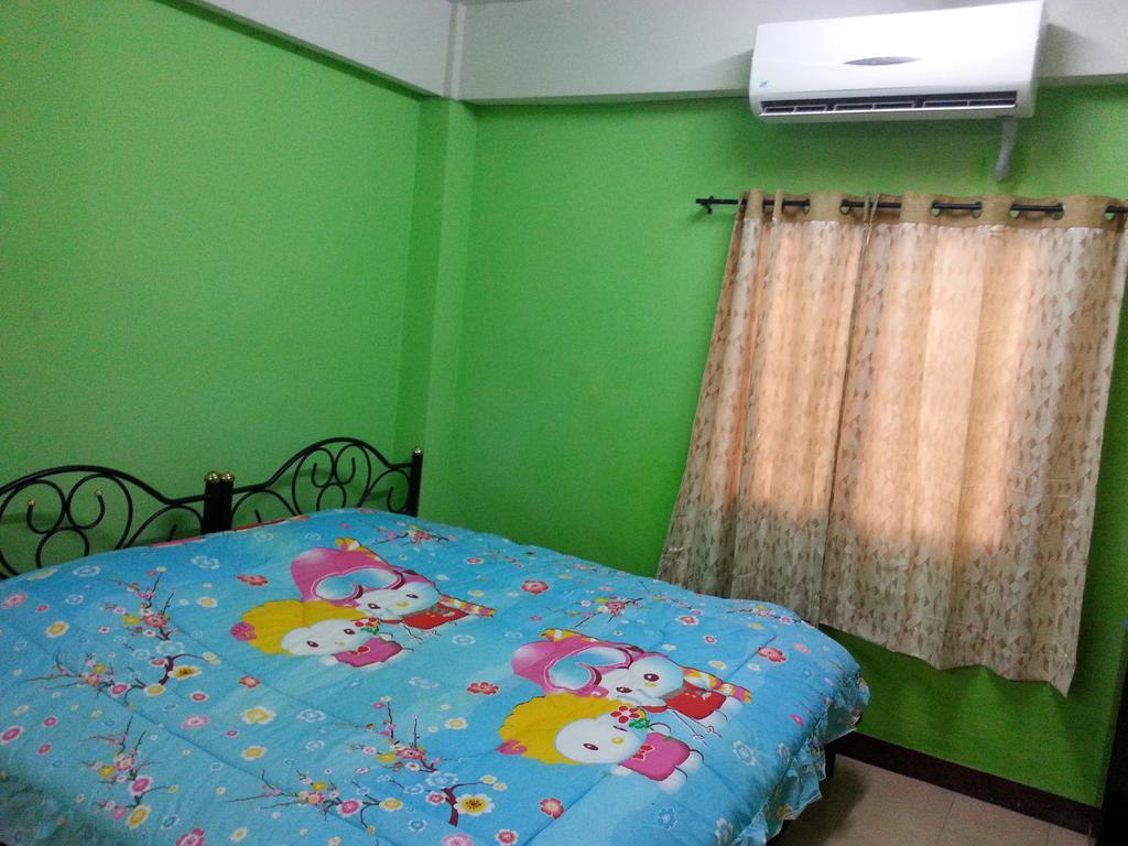 Roong-arun Guest house