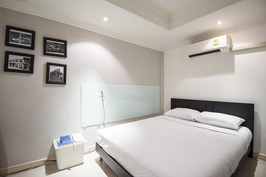 Hotel House 3*
