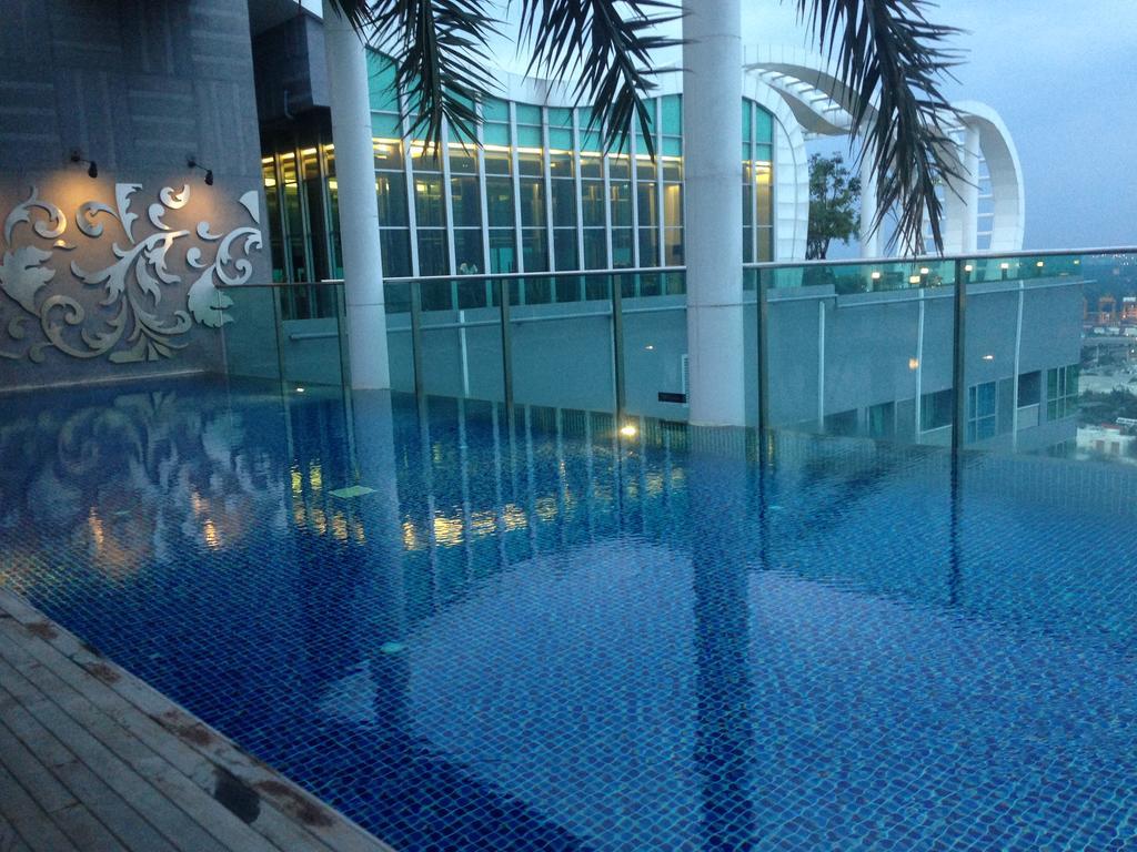 Apartment Rhythm Onnut By Kwan Bangkok