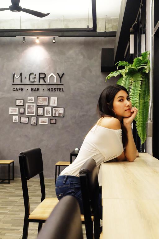 Asrama M Gray *