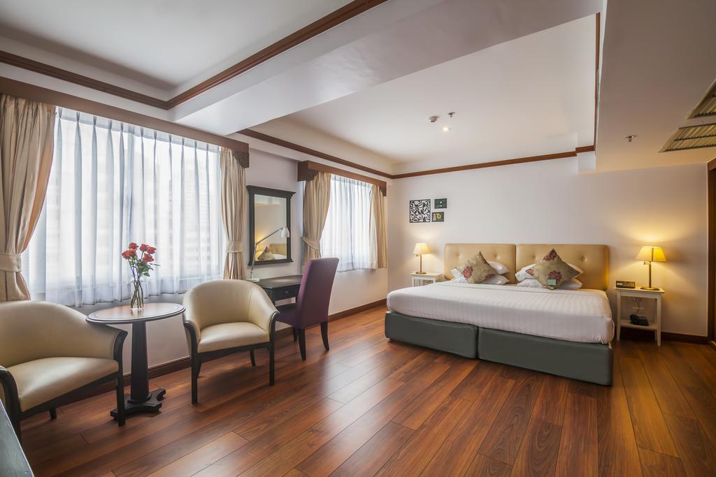 Silom Hotel
