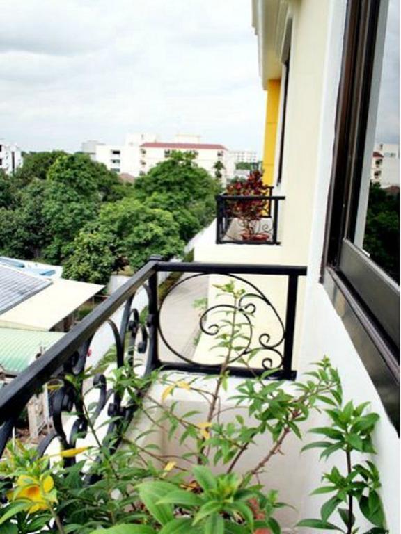 Inn The European Place 3*