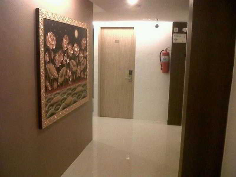 Nantra Sukhumvit 39 Hotel 3*