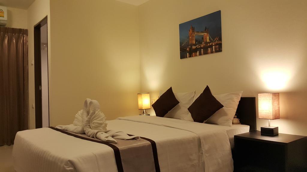Leelawadee Modern Huaykwang - ลีลาวดี ห้วยขวาง Hotel 3*