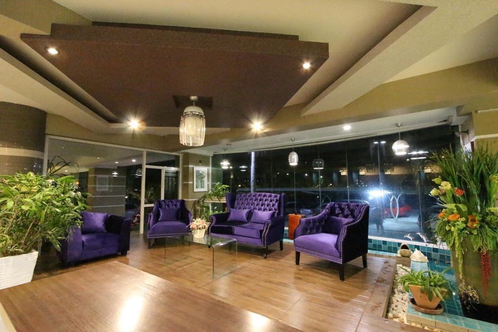 Hi Life Hotel