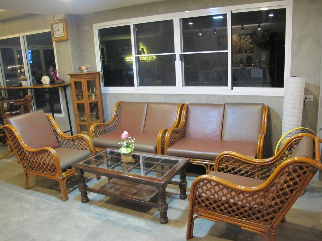 Hostel Hoppers Place Donmuang