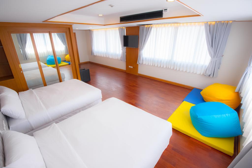 Glur Pratunam Hostel