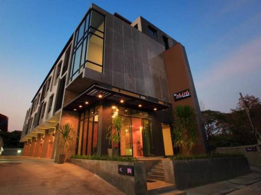 Nida Plubpla Bangkapi 591 Hotel 2*
