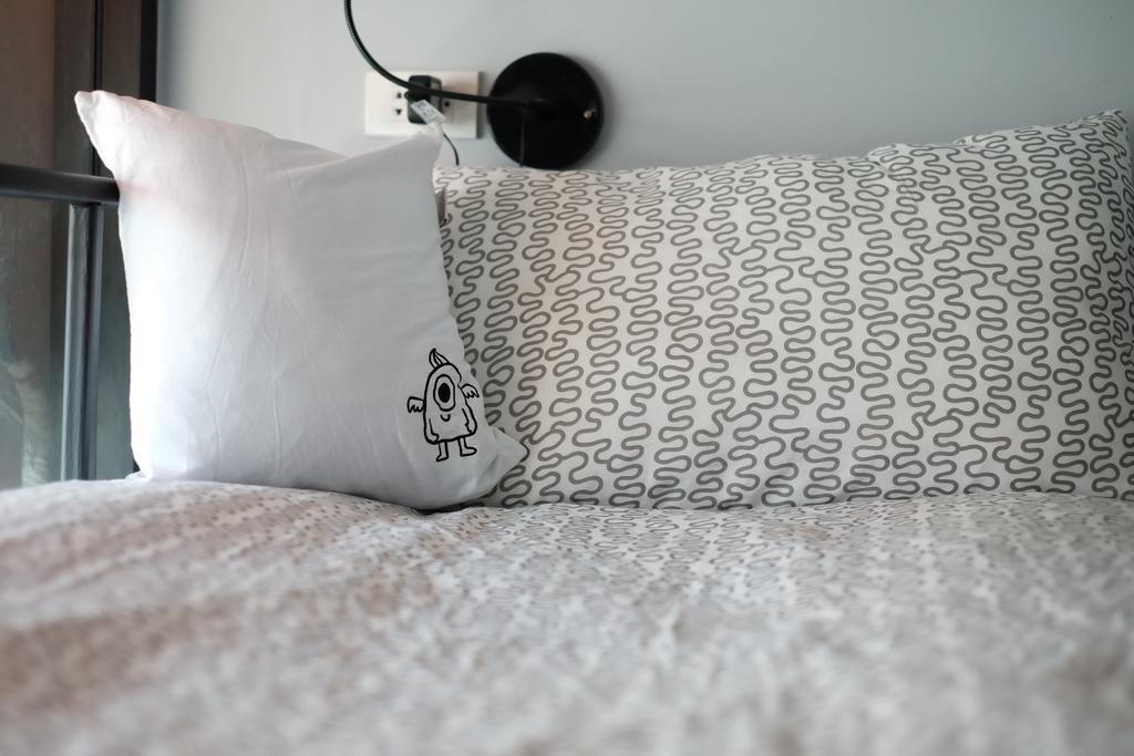 Pillow Land Onnut Hostel *
