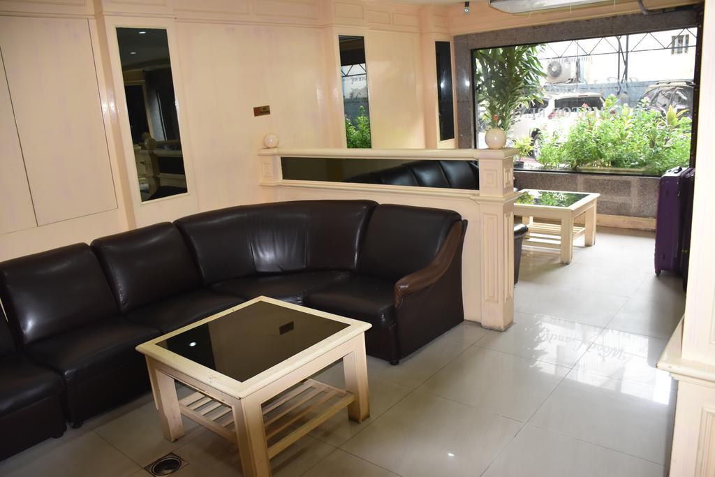 Woodlands Herberg Bangkok