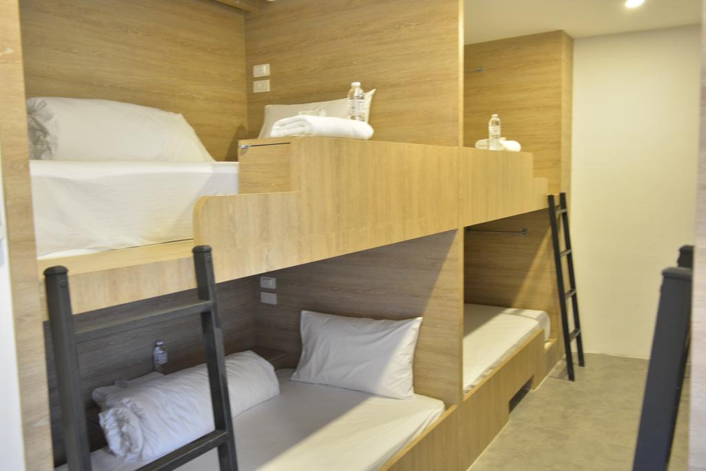 Hostel Rezt *