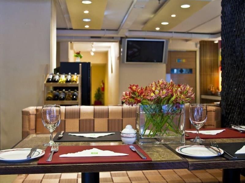 Hotel Seasons Siam