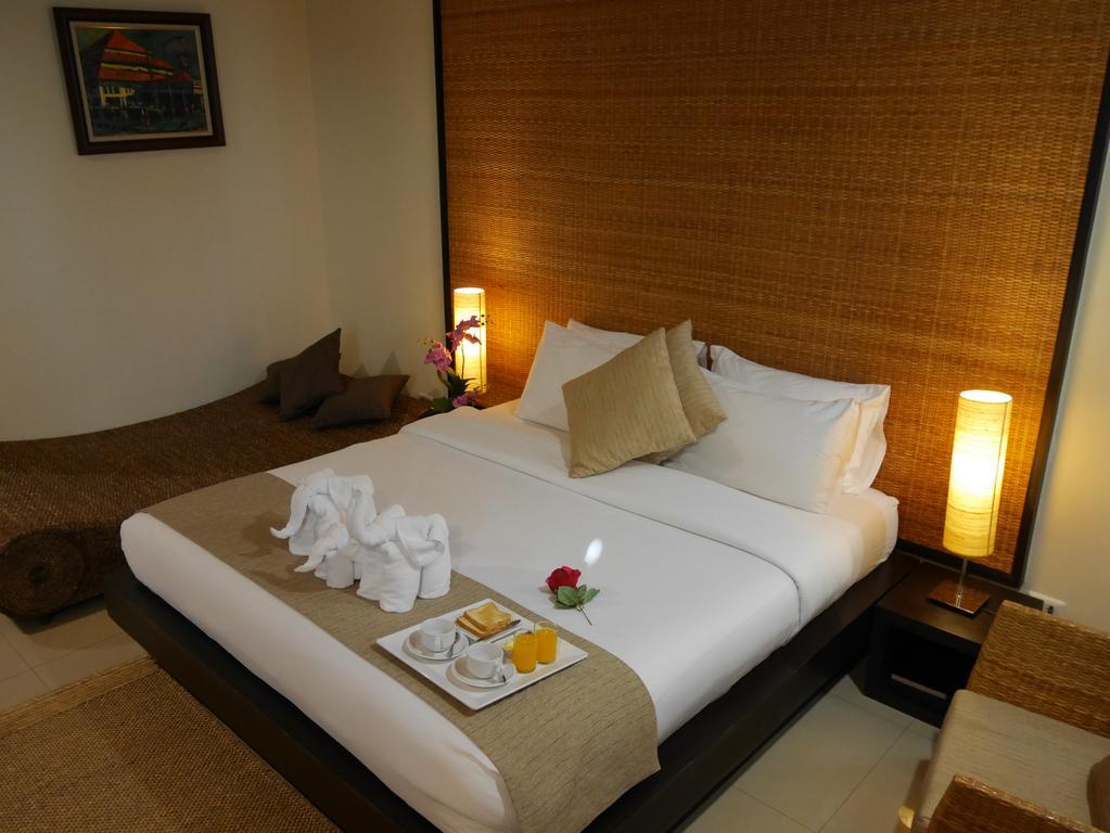 Hotel Swutel 3*