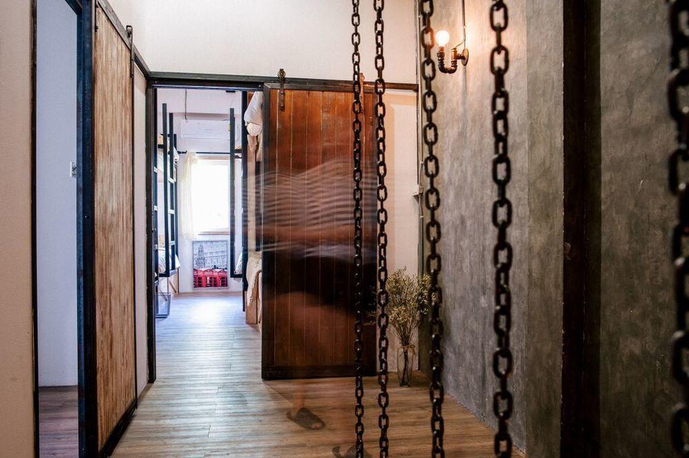 Buff Hostel