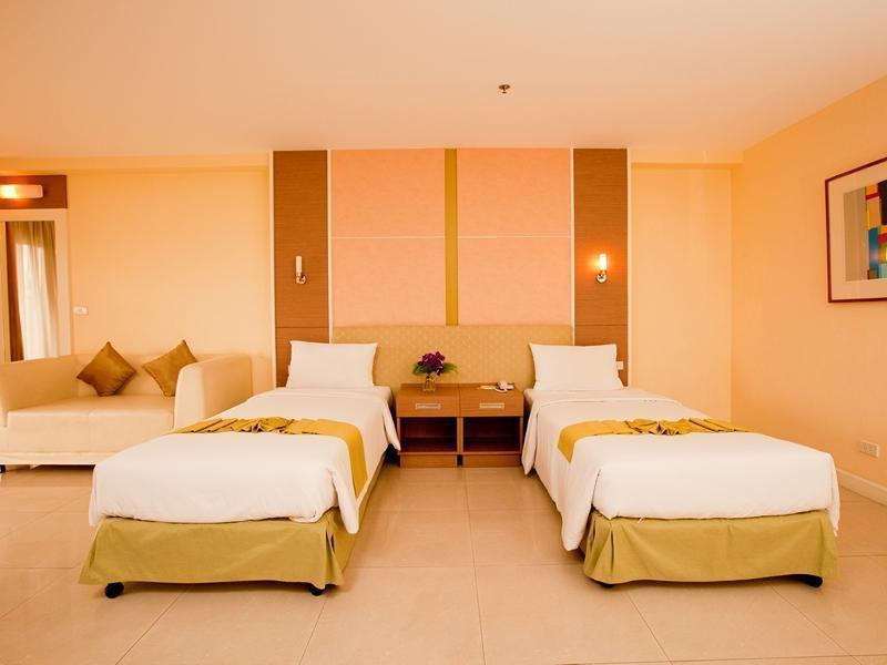 Clef - Sha Hotel Bangkok