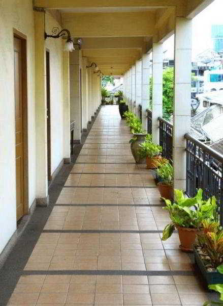 Hotel Silom Village Bangkok