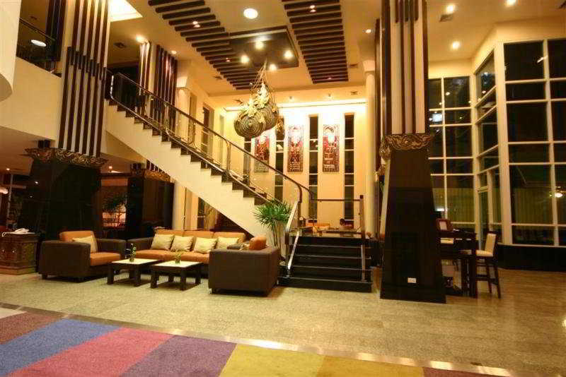 Pinnacle Lumpinee Park 3*