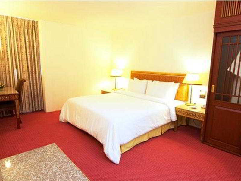 Ariston Hotel 4*