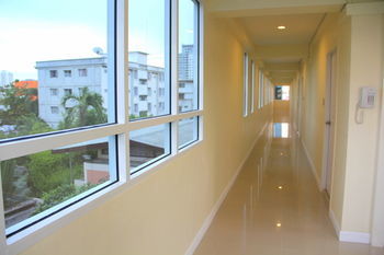The Arni Sukhumvit 101 Aparthotel