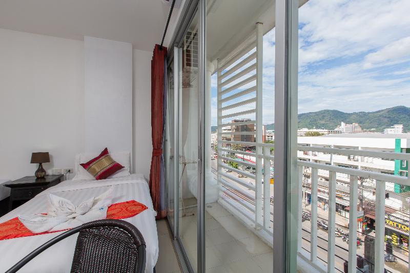 Golden House Hotel 3*