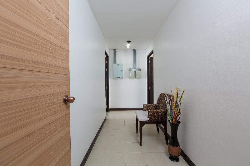 Golden House Hotel 3*