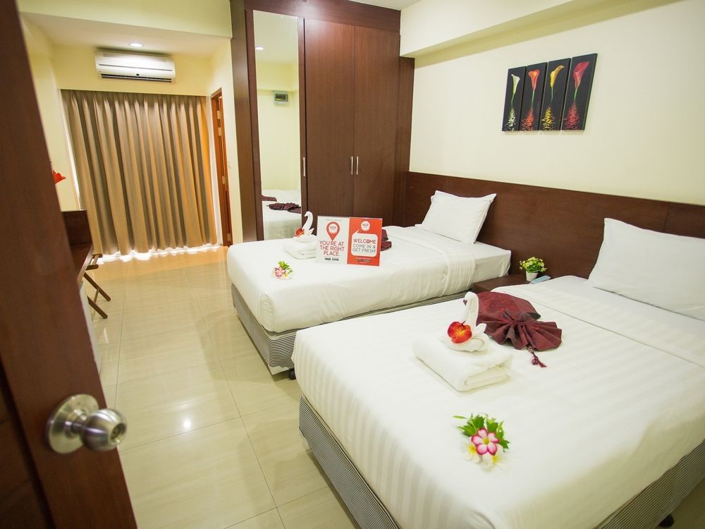 Nida Wongsawang 19 Plaza 3*
