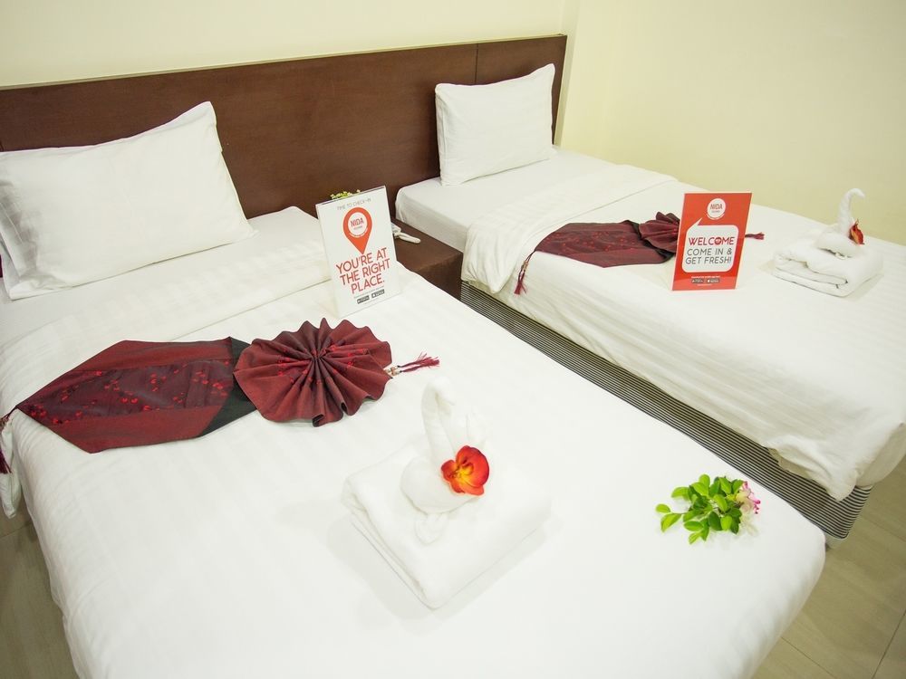 Nida Wongsawang 19 Plaza 3* Bangkok
