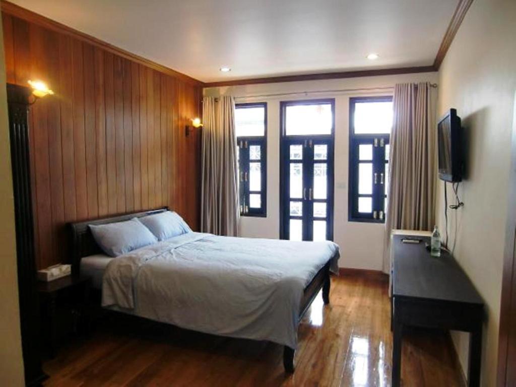 The Royal Thatien Village Guest house