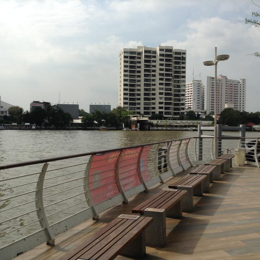 Bc Si Phraya Guest house