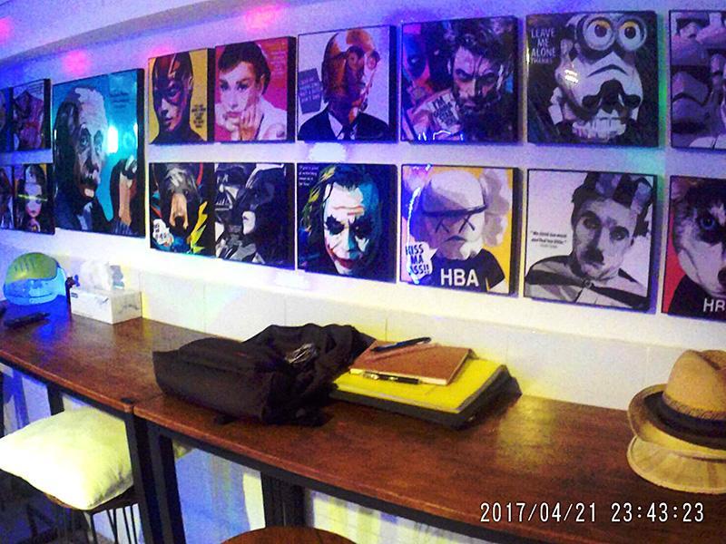 Cafe And Bar Secret Base * Bangkok