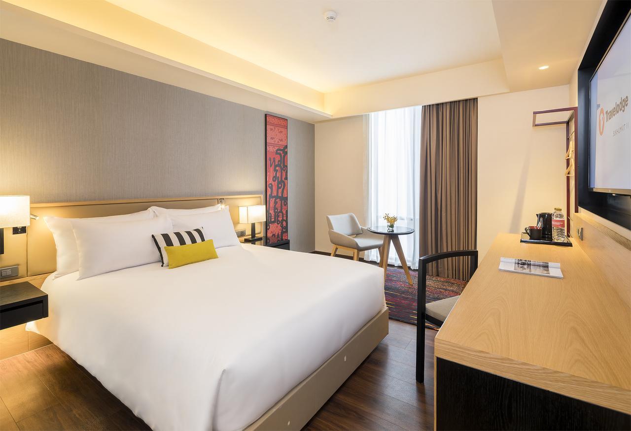 Travelodge Sukhumvit 11 4*