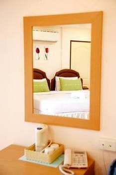 Hotel Bed By Tha-pra Sha Bangkok